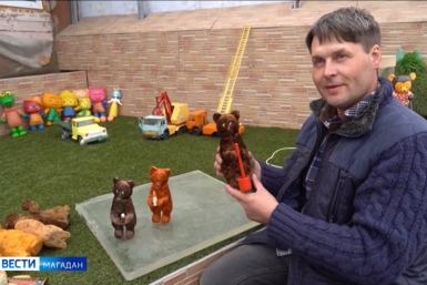 Уникальную коллекцию советских игрушек собрал магаданец
