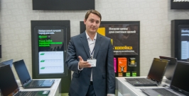 Коммерческий директор Tele2 Магадан Юрий Новосад рассказывает о новых технологиях и интерактивных помощниках Александр Крылов / ИА MagadanMedia