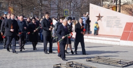 Первые лица города и области скорбят вместе со всеми Виталий Моряков MagadanMedia