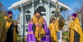 Епископ магаданский и синегорский освятил купол и колокола храма святой мученицы Татианы Александр Крылов, ИА MagadanMedia