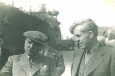 Иван Никишов и Генри Уоллес на причале Магаданского морпорта. Бухта Нагаева, 1944 год Из личной коллекции Генри Уоллеса