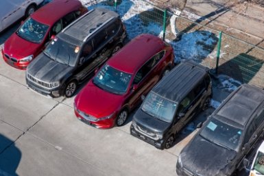 Праворульные автомобили в порту Владивосток Илья Аверьянов, ИА PrimaMedia