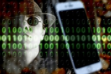 Жители Магаданской области лишились денег при покупках в интернете