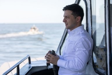 В Госдуме объяснили, зачем Зеленский пытается влезть в войну США с Ираном