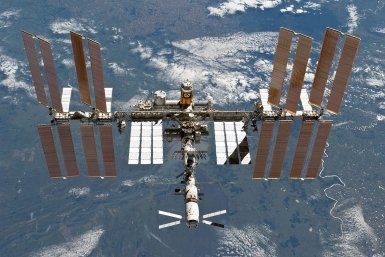 Международную космическую станцию сбросят в океан в 2030 году