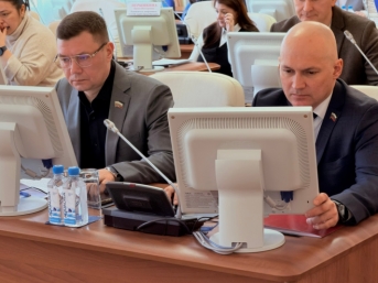 В Магаданской гордуме прошли комиссии по вопросам генплана города Источник