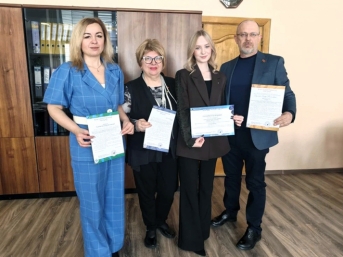 Колымская десятиклассница удостоена звания лауреата I степени Источник