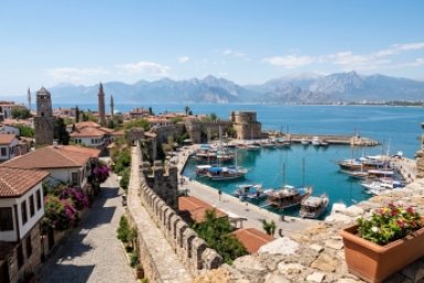 Собрала чемодан за 50 тысяч: реальные способы оказаться у моря, пока остальные только мечтают