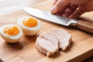 Варю яйца и курочку: Делаю простой салатик на скорую руку - справится даже "белоручка"