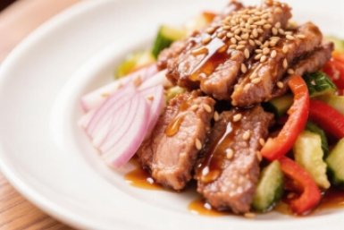 Когда хочется вкусненького: Готовлю салат "Азия" - мясо, овощи и соус