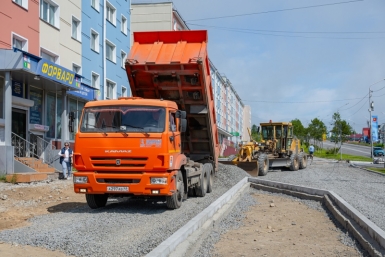 Участок на Колымском шоссе комплексно обновляют в Магадане Источник