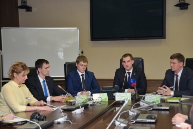 Новый блок CIB презентовали в Дальневосточном Сбербанке  Пресс-служба Дальневосточного банка ОАО &quotСбербанк России&quot