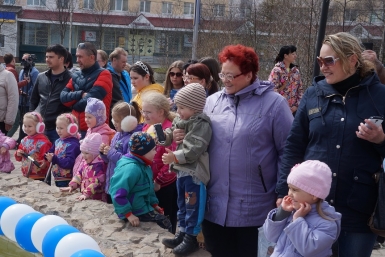 Фонтан на площади Космонавтов Мария Золотарева, MagadanMedia