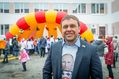 Депутат Магаданской гордумы Виктор Баринов Александр Крылов, MagadanMedia