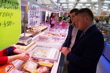 ЛДПР проводит проверки на продуктовых рынках Магадана Пресс-служба Магаданского регионального отделения ЛДПР