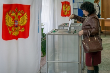 Голосование на участке №30 Александр Крылов, ИА Magadanmedia