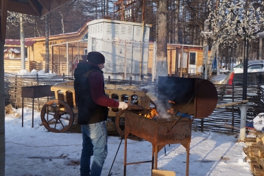 Куриные шашлычки для гостей Мария Золотарева, MagadanMedia