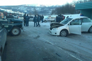В массовой аварии на трассе &quotКолыма&quot пострадали четверо магаданцев Из социальных сетей