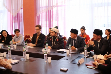 Круглый стол  Анна Ом, ИА SakhalinMedia