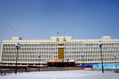 Здание правительства области Петр Цырендоржиев, SakhalinMedia