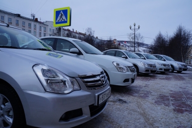 5 иномарок Nissan Almera Мария Золотарева, MagadanMedia