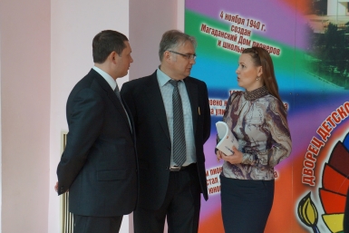 Гости собрания Мария Золотарева, MagadanMedia