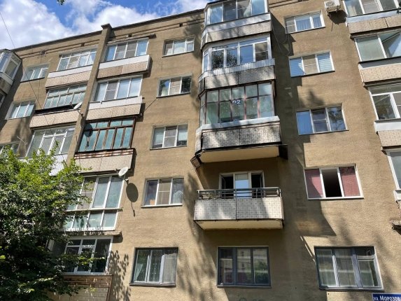 В ЖКХ ужесточили правила остекления и утепления балконов: что теперь нельзя