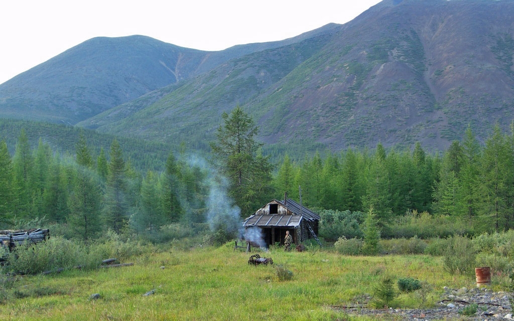 Наш лагерь в посёлке Карбюляхский