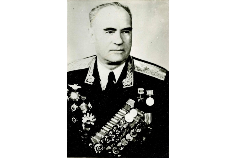 Генерал-лейтенант в отставке Михаил Григорьевич Мачин