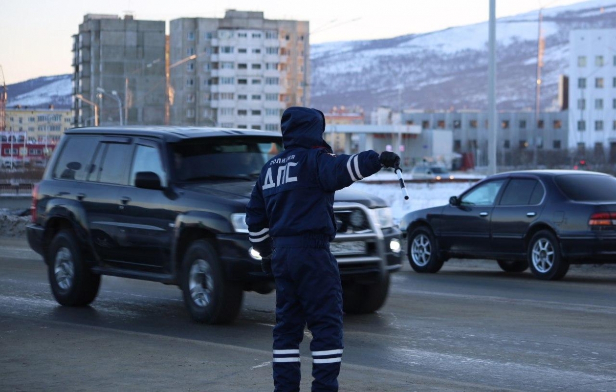 МВД хочет лишать прав водителей на срок до полутора лет из-за госномеров Вероника Рыбальченко, ИА MagadanMedia