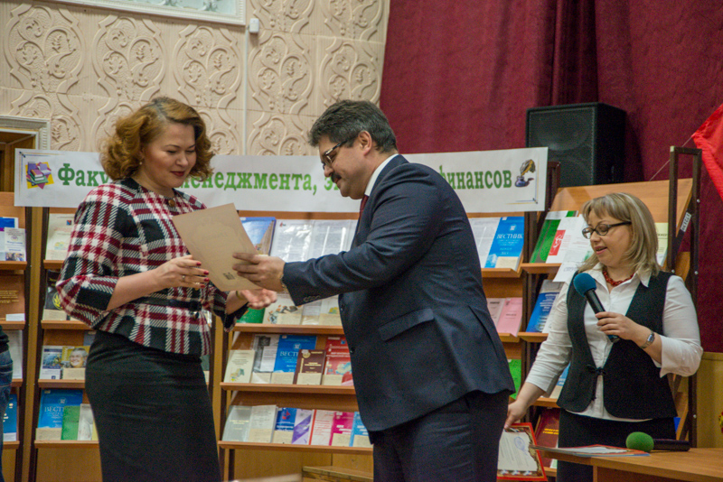 На научных чтениях наградили преподавателей и студентов по итогам конкурса, Фото с места события собственное
