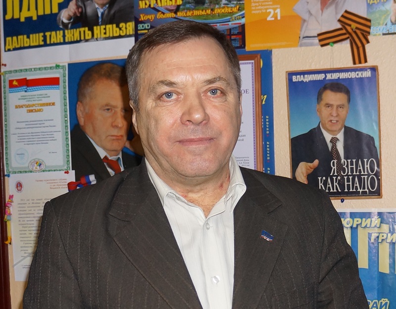 Александр Лакин, руководитель аппарата Магаданского регионального отделения партии ЛДПР, Фото с места события собственное