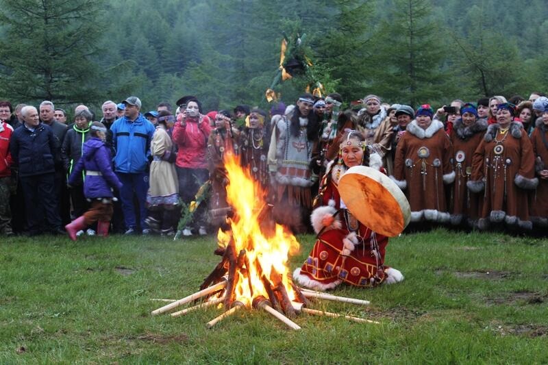 В Магадане отметили эвенский Новый год Хэбденек, Фото с места события из других источников