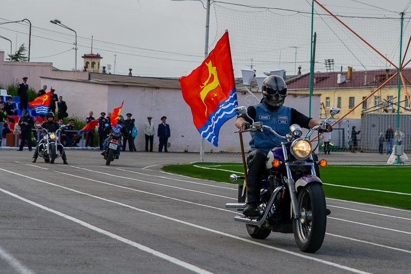 Члены мото-клуба Полярные совы, Фото с места события собственное