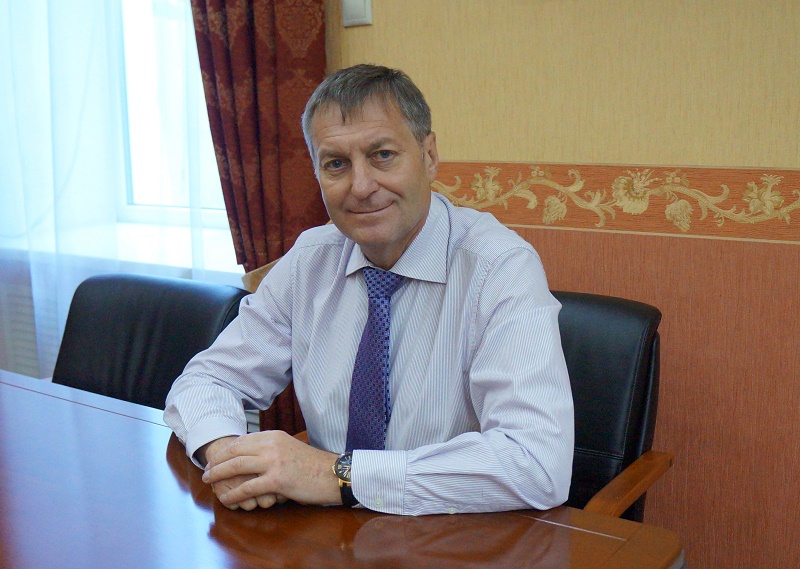 Президент Магаданской ассоциации рыбопромышленников Михаил Котов, Фото с места события собственное