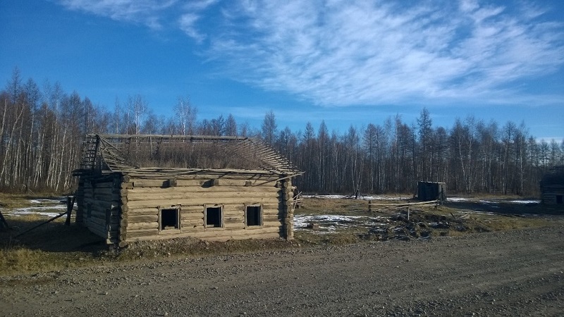 Заброшенный домик в Якутии, Фото с места события собственное