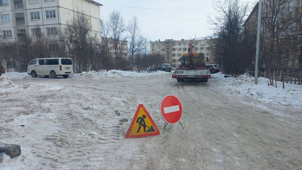 Сегодня в Магадане в связи с работой техники возможно затруднение проезда на проспекте Ленина Источник