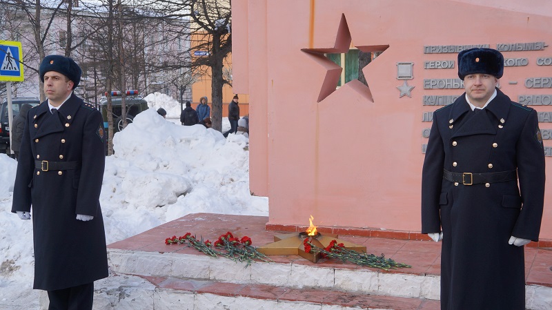 Вечный огонь, Фото с места события собственное