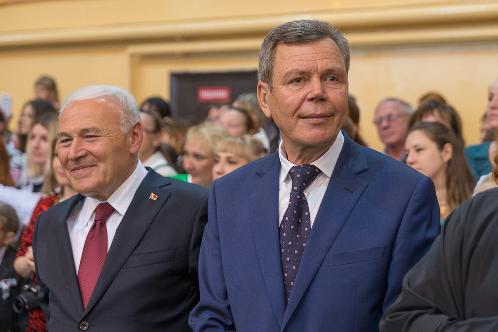 Губернатор Владимир Печеный и мэр Сергей Абрамов