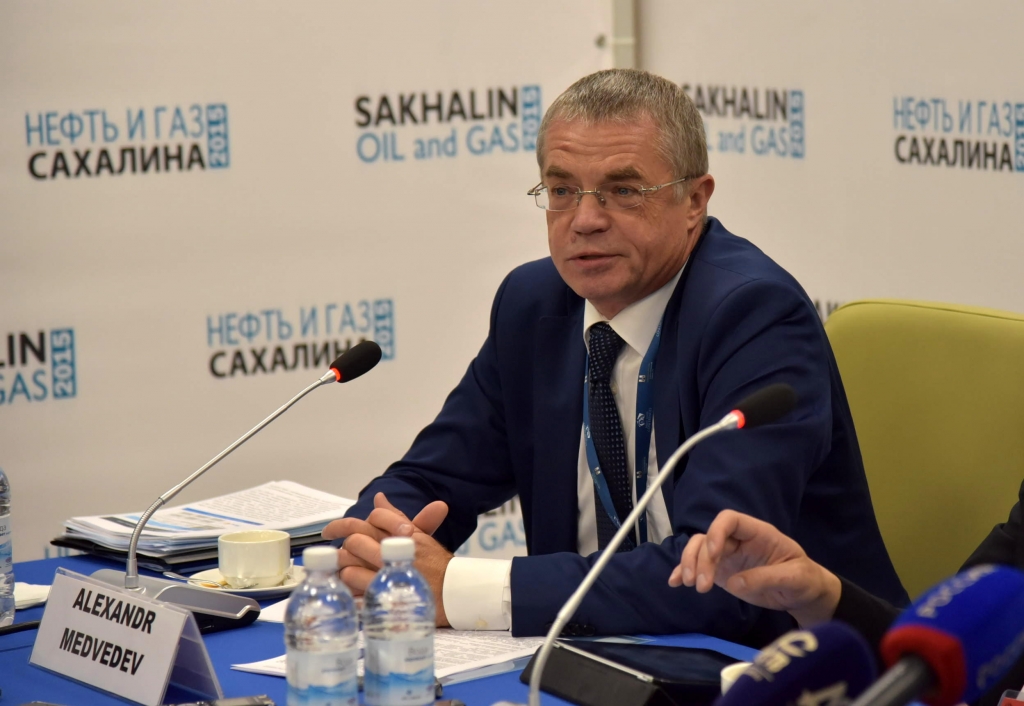 Александр Медведев