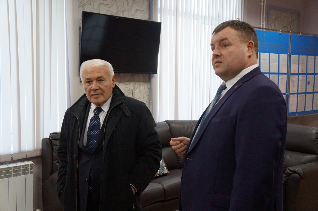 Тестирование Единого миграционного центра провел лично глава территории Владимир Печеный