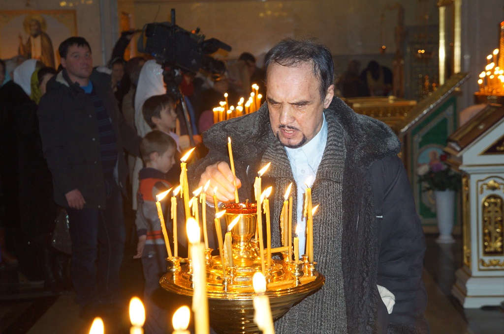 В главном храме Колымы Богослужение совершил епископ Магаданский и Синегорский Иоанн