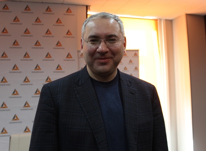 Виталий Несис