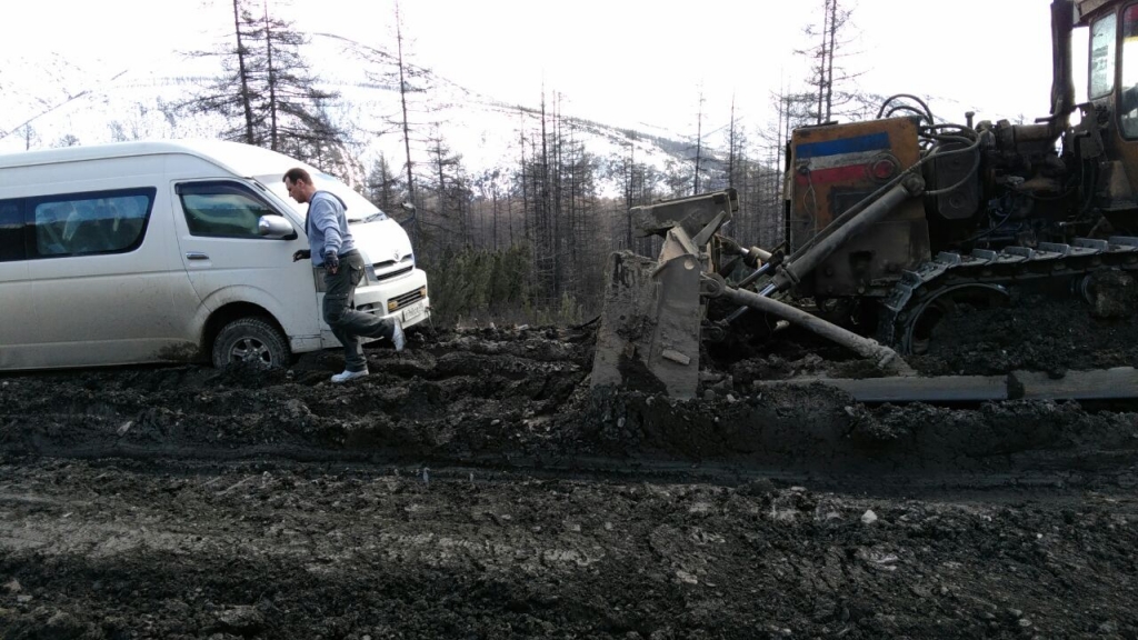 Дорогу размыло из-за талых вод