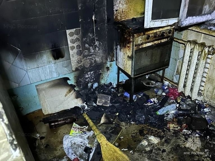 В посёлке Сокол горела квартира в доме на улице Королева