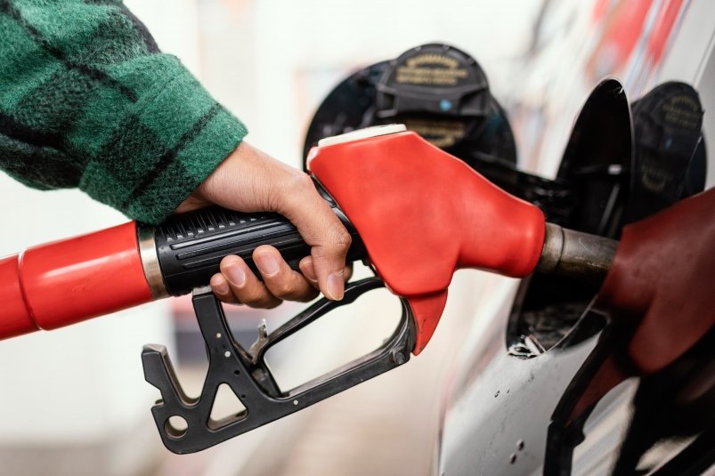 Бензин и дизельное топливо продолжают расти в цене