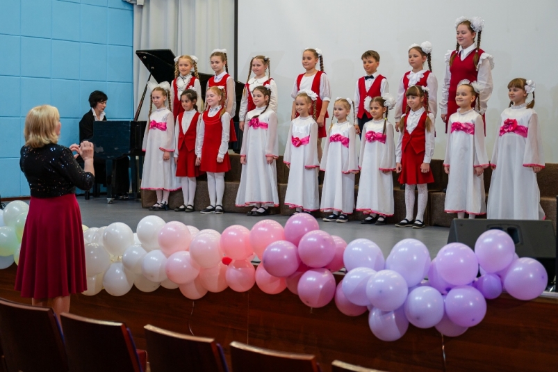 Детская хоровая школа Магадана отмечает 35-летие