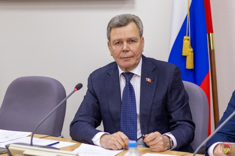 Сергей Абрамов представит предложения по совершенствованию порядка исчисления пенсионного стажа самозанятых северян