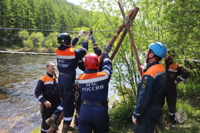 Магаданские спасатели провели тренировку по воднoй подготовке