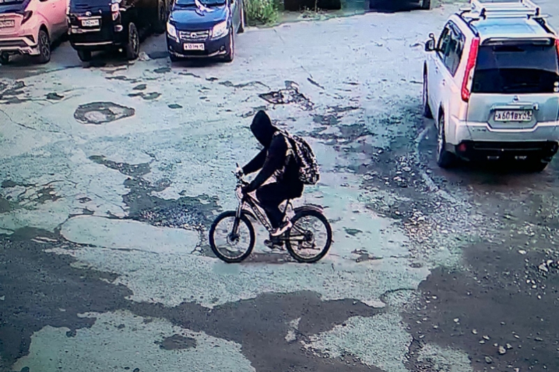 В Магадане разыскивают подростка по подозрению в краже велосипеда